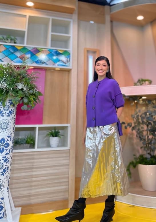 あの有名モデル〇〇が冬カラーで引き締め” ゲストも豪華な『日曜はカラフル2』放送中！