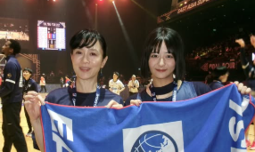 すみぽん、坂井真紀とEASLでバスケトーク！「とても素敵な方でした」と感激ショット公開！