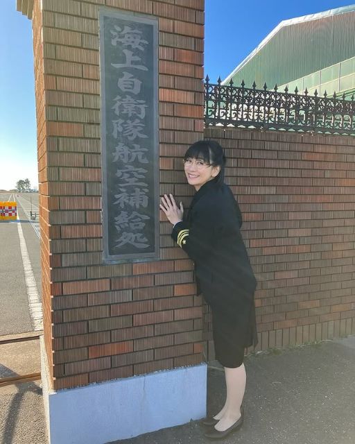 時東ぁみが自衛官に⁉カッコ可愛すぎる