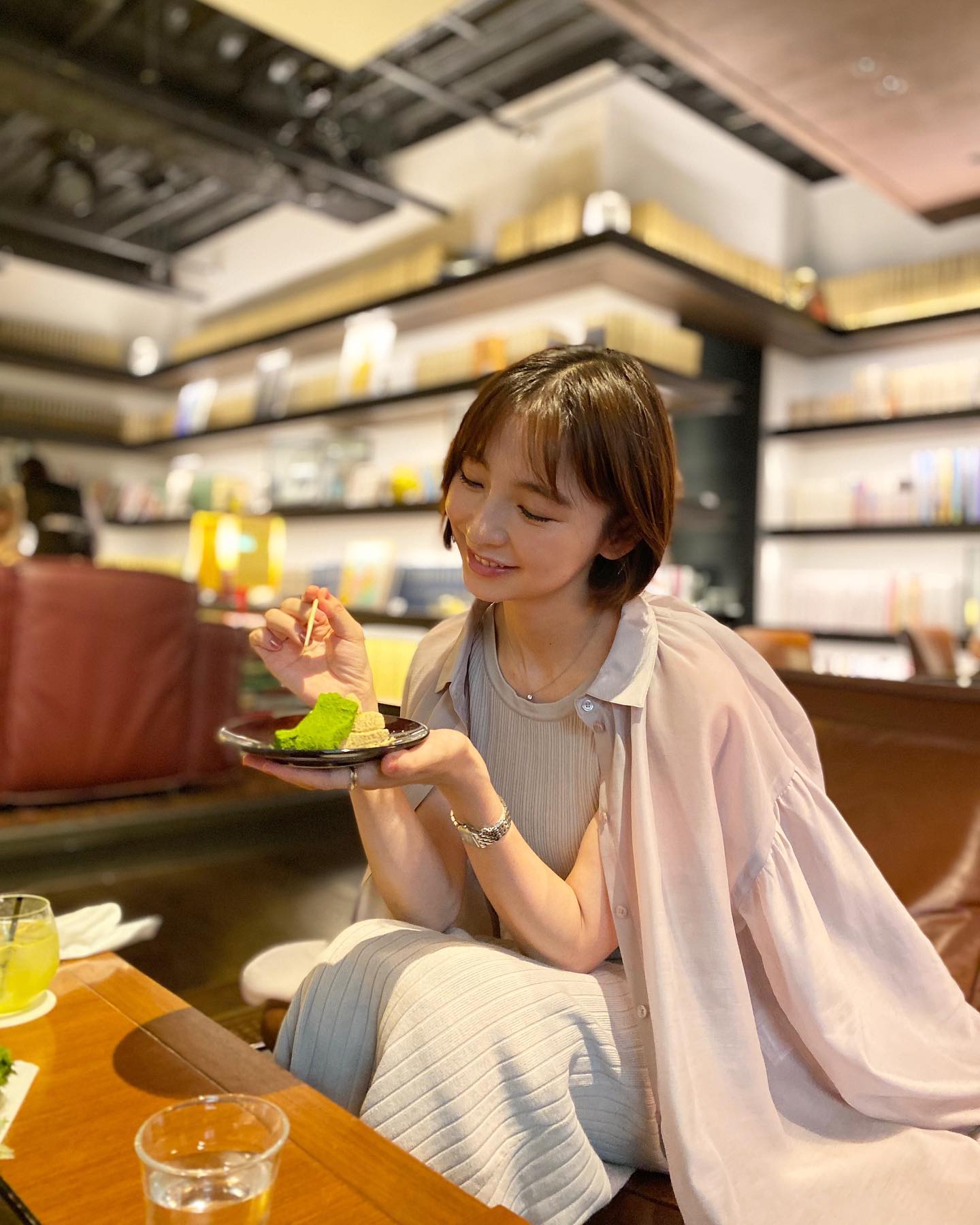 「緑爽やか🍃」篠田麻里子さん、かき氷＆わらび餅で夏満喫🍧