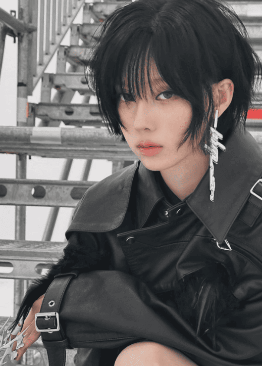 aespa・ウィンター全身ブラックのオフショットがかっこよすぎる！