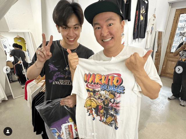 かまいたち山内「激レアNARUTO」Tシャツに大はしゃぎ！