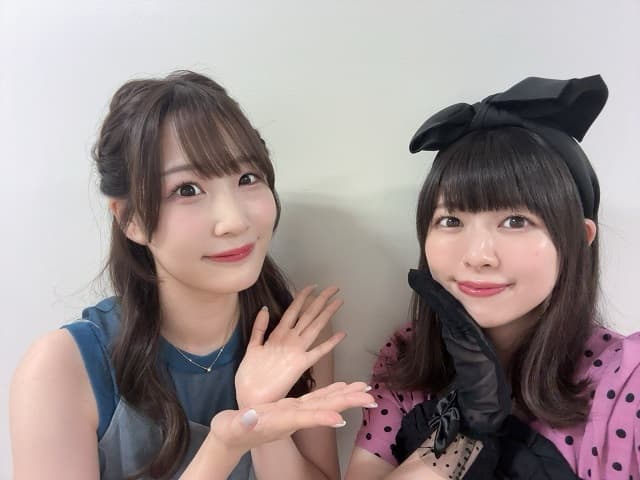 声優 芝崎典子がバースデーパーティ終了後にドレス姿などを投稿