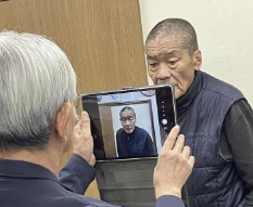 藤原組長、貫禄漂うインタビュー風景が話題に！