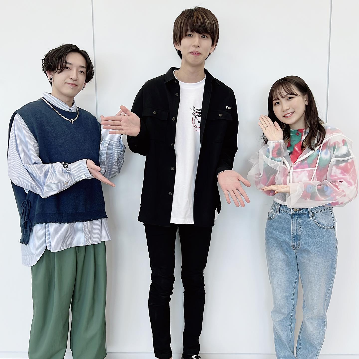 「どんな経緯で一緒になったの？💦」はじめしゃちょー✖︎YOASOBI💕優しさ溢れる3ショット📸