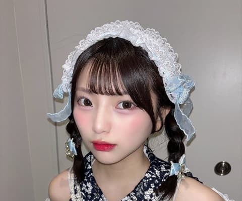 いつもより目力強め!?#Mooove! 姫野ひなのが”○年ぶりのカラコン”ショットを公開！