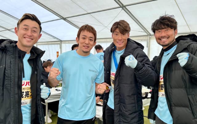 ファンキー加藤、元阪神の糸井・今成・狩野と豪華写真撮影も楽天ファンとバレる！
