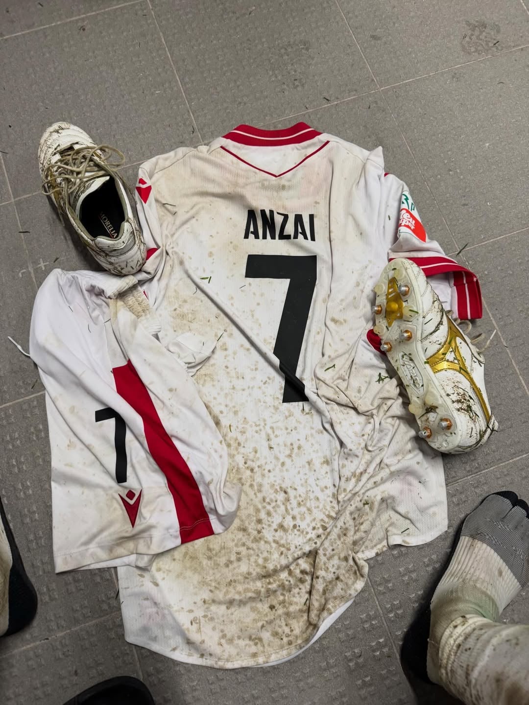 デビュー戦で決勝ゴール　安斎颯馬の“戦いの跡”