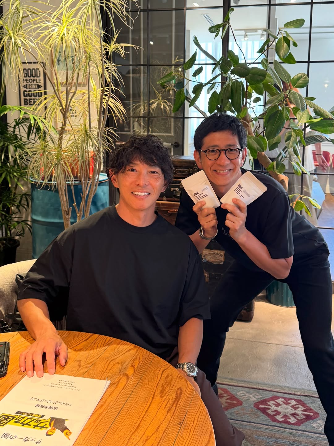 「激うまでーす」アンタッチャブル柴田が佐藤寿人からコーヒーをもらう！