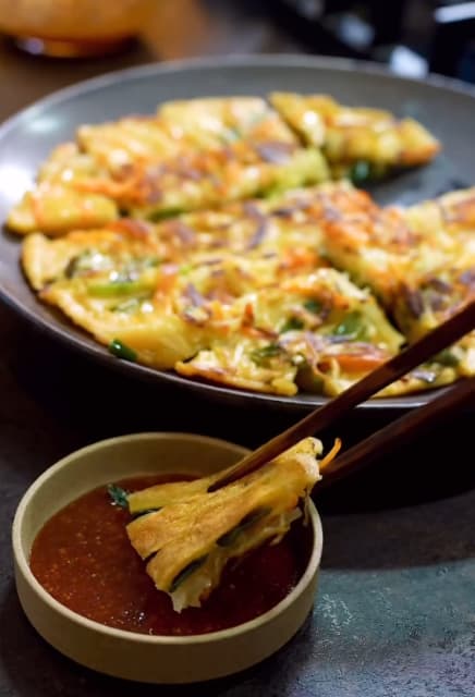 料理人森洋太、野菜チヂミのレシピ公開　味噌だれと相性抜群！