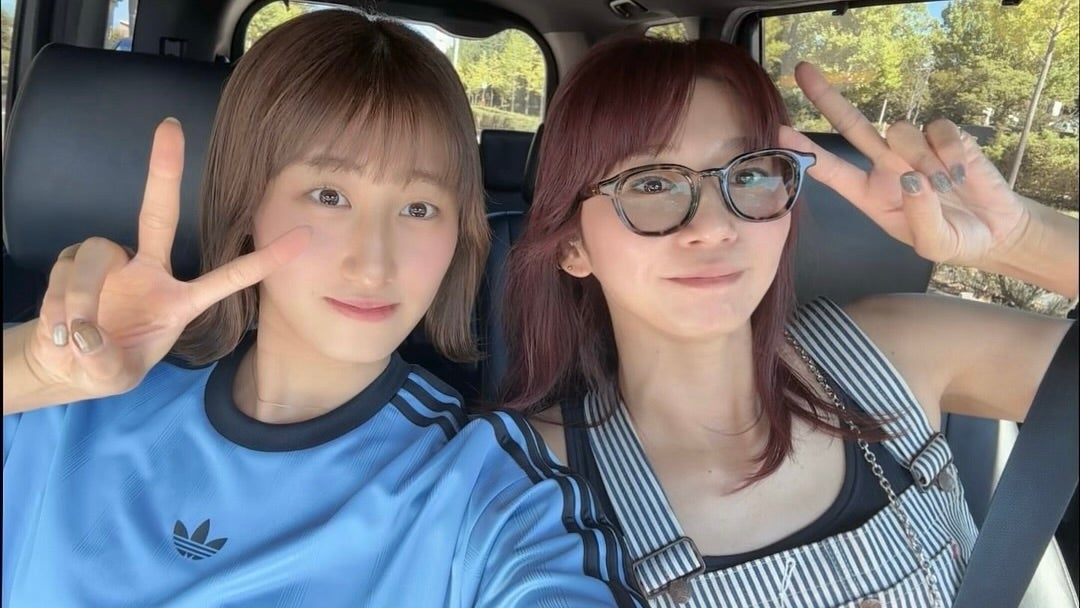 「仲良し親子」秋本愛＆娘・美空、仲良し顔寄せ自撮り親子2ショットが話題に！