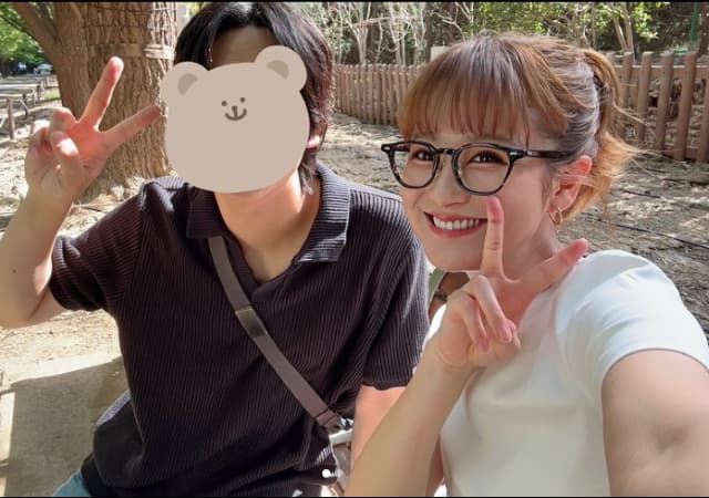 タレント 鈴木奈々 デートの様子を公開！「Omiaiでマッチングした方と」