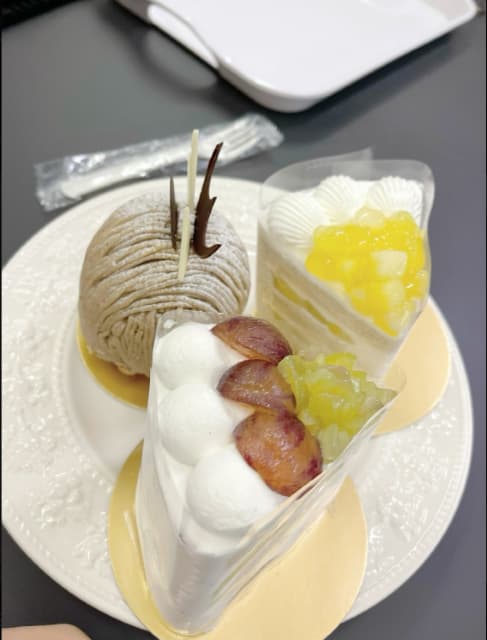 「美味すぎて飲む彦」超人気声優が豪華ケーキでのお祝いに感謝！