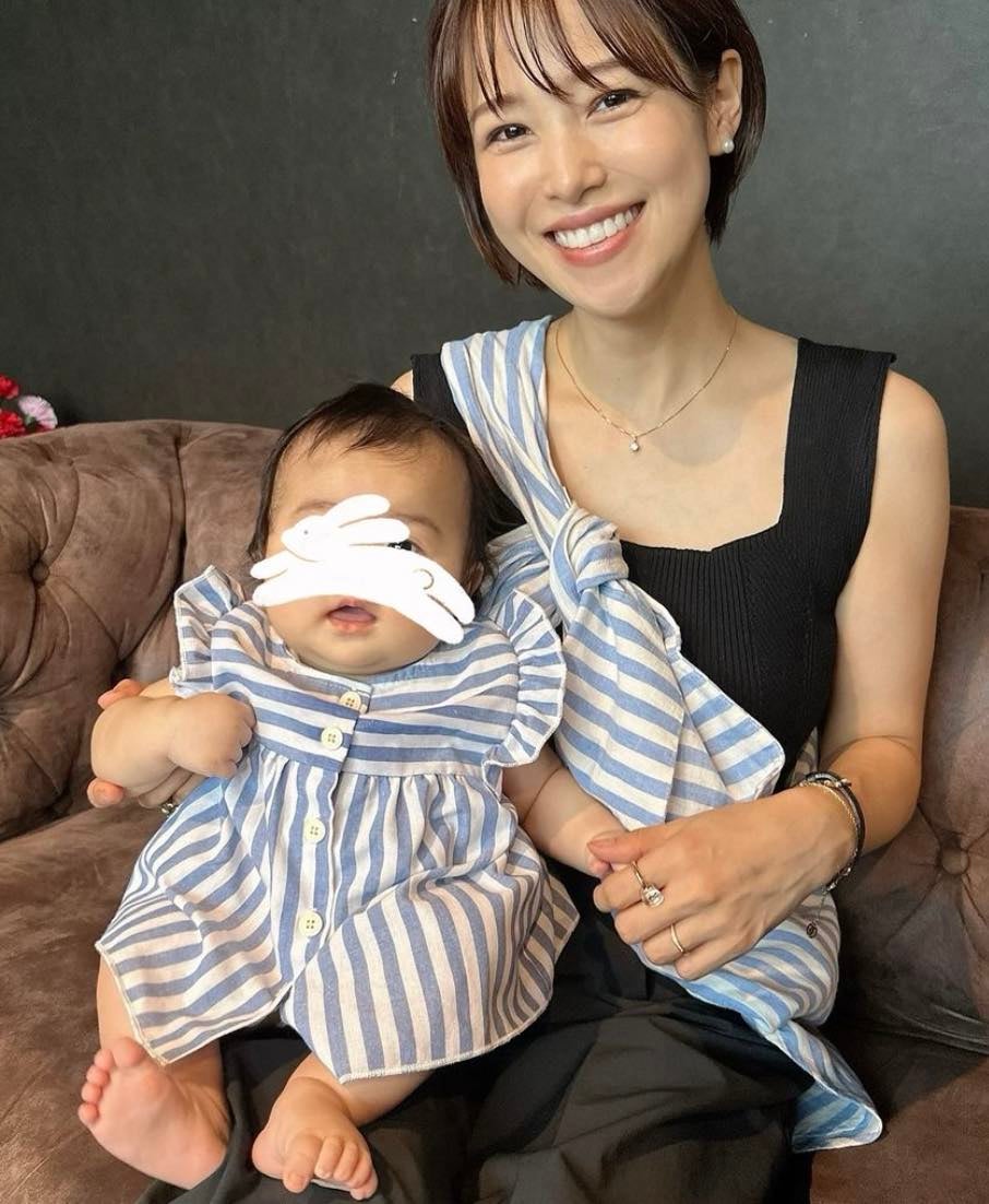 「親子お揃いコーデ」鷲見玲奈の親子写真が微笑ましすぎる...。