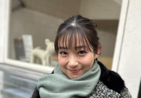 「緑が可愛すぎる！」足立梨花、お気に入りマフラーでキュートな笑顔披露