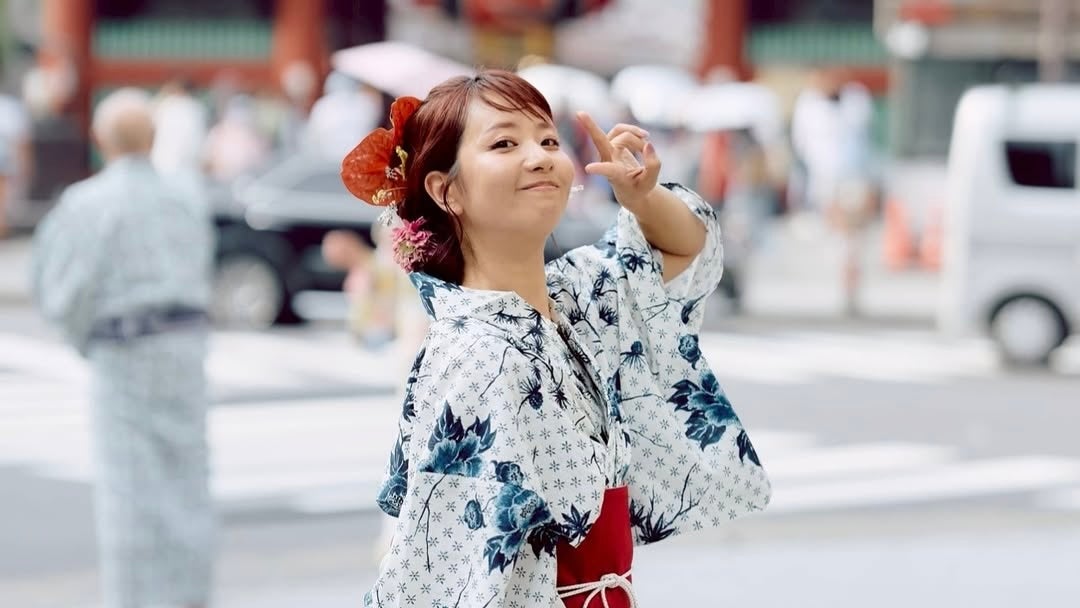 「三段オチ!!さすが昭和の爆笑王」Dream Aya、〇〇マネショットにファン爆笑!?「いよっ！三枚目！！」