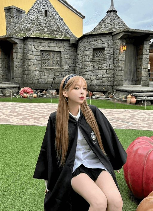 超カワ金髪モデルのテリテリ、”夢見る魔法使い少女ルック”でファンを虜に！