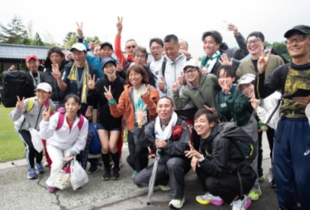 元マラソン日本代表・福士加代子、雨の中でも笑顔で名水マラソンを満喫