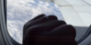 「愛が伝わる…」原口あきまさ、飛行機からの景色と結婚指輪ショットに注目集まる！