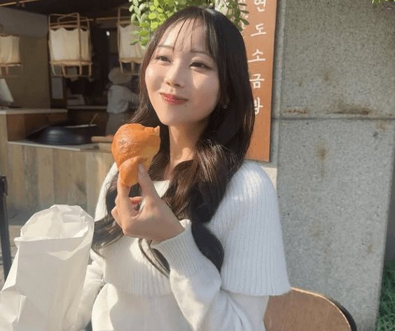 「うわあああ可愛くて素敵！」新人の美女アナウンサー、念願の海外旅行へ！“ユッケビビンバ・ショット”がキュートすぎると反響続々