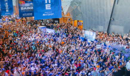 F1 ファンの声援が支える！ウィリアムズのFan Zoneツアー、世界中で熱狂拡大中