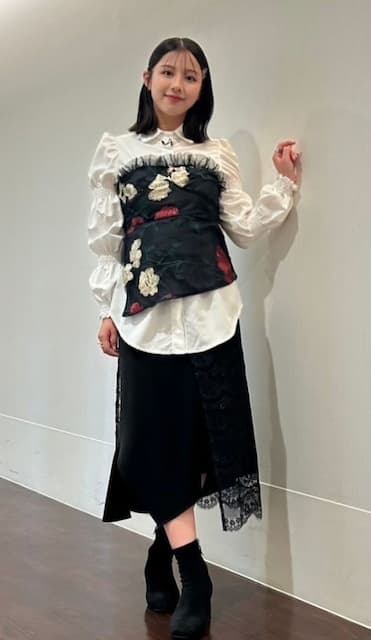 あの元日向坂メンバーが“最近のお衣装”を公開！「どのべミホさんも可愛い」