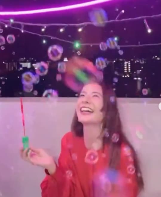 スザンヌ　10月生まれさん大集合！夢のような大感謝祭に感謝と愛をこめて