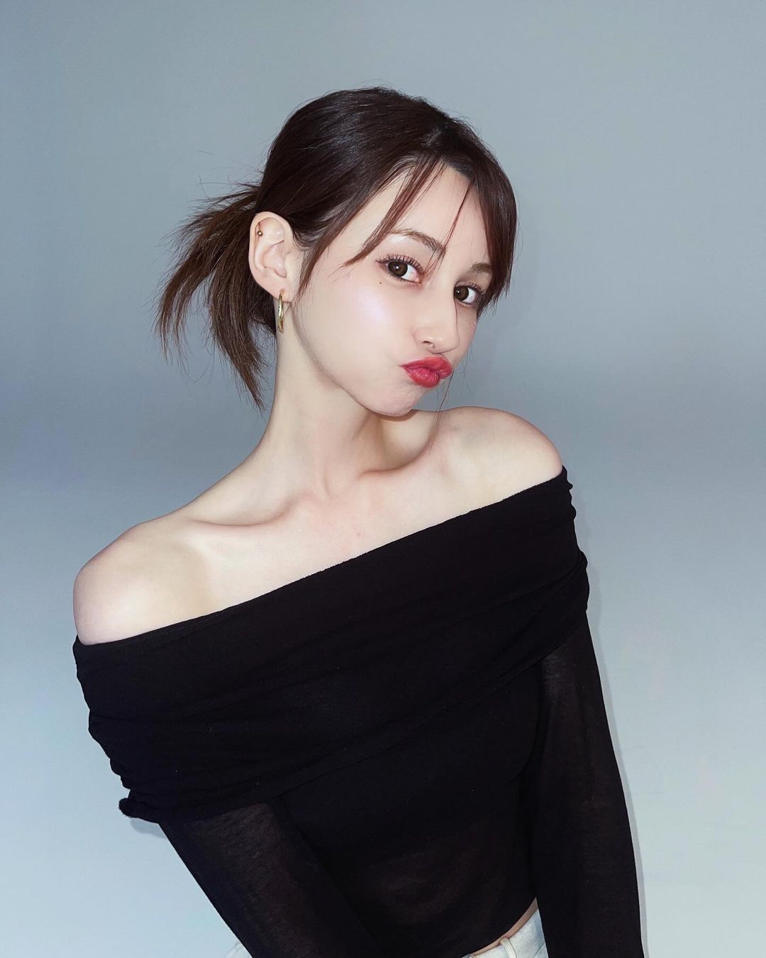 ファン歓喜！ダレノガレ明美 韓国風メイク姿を公開！