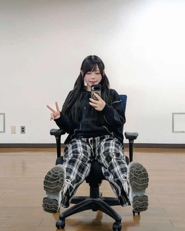 あの人気インフルエンサーが新曲発表！？　「バブみがすごい」最新ショットが話題に！