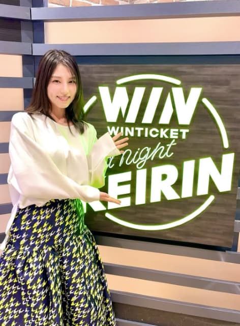 相楽伊織が自前の衣装を公開！周囲からも絶賛の嵐⁉