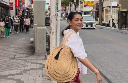 前田典子、沖縄旅動画を公開　「やちむん通り」で満喫ショッピング＆グルメに反響