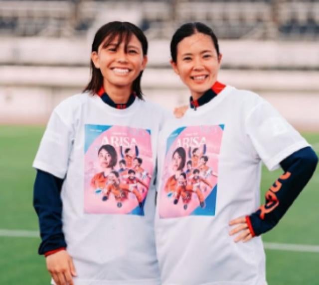 女子サッカーノジマステラの川島はるな、南野亜里沙の引退に感謝とエールを送る