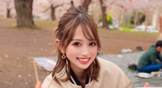 「寒さも吹き飛ぶ笑顔」なみめろ、桜の下で本場ジンギスカンを満喫