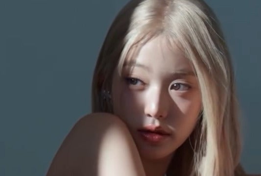 IVE・ウォニョン、金髪にイメチェン「また綺麗になった」「女神降臨」