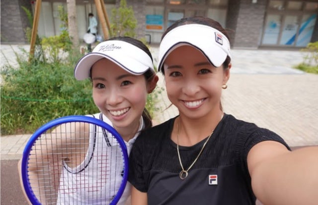 美人テニスプレーヤー・園田彩乃、練習会で参加者と交流！「仲良くなって嬉しい」