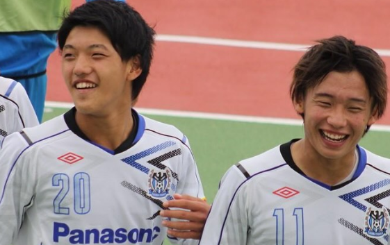 堂安律、先輩への感謝とエールを投稿「新しいステージでの活躍を祈ってます！」