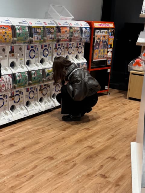 推し活中、吉川愛の真剣な姿を隠し撮り⁉マネージャーが写真を公開