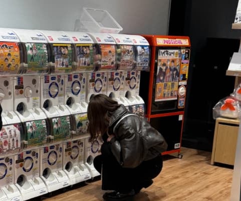 推し活中、吉川愛の真剣な姿を隠し撮り⁉マネージャーが写真を公開