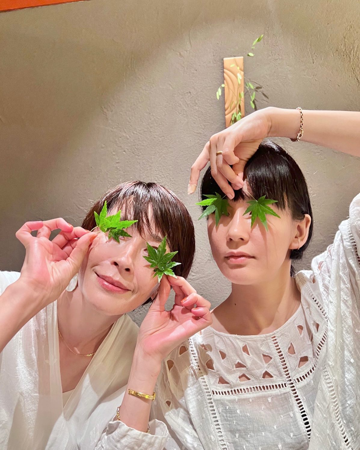 フォロワー100万人宣言!?水川あさみさんと宮沢りえさんがパシャリ✨📸