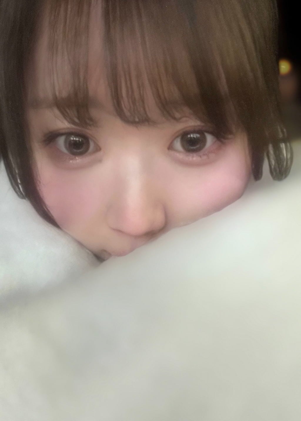 指原莉乃プロデュースアイドルの“マフラー埋もれショット”が可愛すぎると話題に！