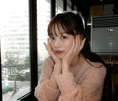 モデル・由布菜月、新しいデジカメとともに韓国を満喫したショットが良すぎると話題に！