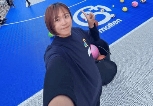 「可愛い過ぎ」美女ビーチバレー選手・白幡亜美、スポーツデイイベントで見せたスマイルショットにファン歓喜！「あみちゃん、かわいい」