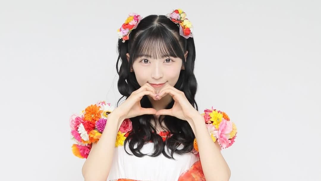 AKB48 あいちゃん・21歳！佐藤綺星のバースデー記念カットが公開