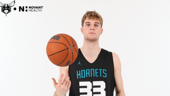 「これは本気!?」NBAホーネッツが新加入選手の練習着を公開も、ファンからは困惑の声が続出！