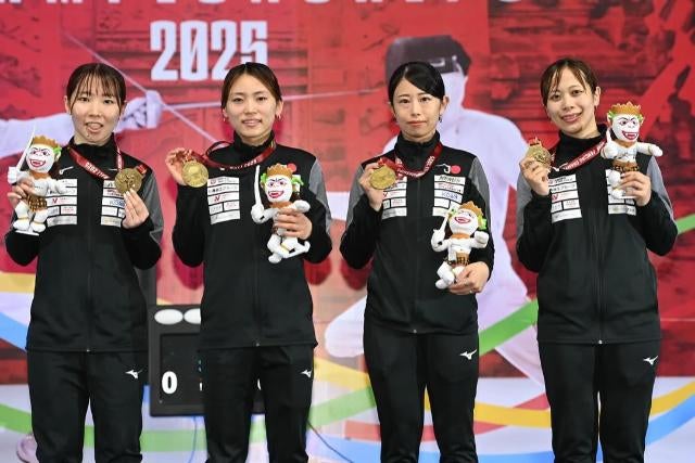 アジア個人＆団体W優勝！フェンシング・上野優佳、怪我乗り越えた歓喜の金メダル