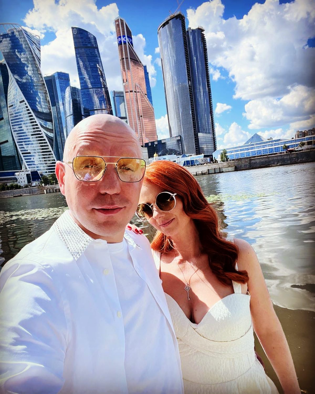 あの伝説のMステドタキャン“元t.A.T.u. ”レナ　結婚報告👰💖