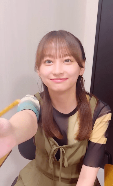 影山優佳がかわいすぎる！食べる姿にファン悶絶間違いなし！