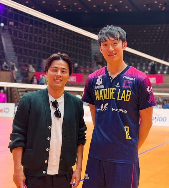 スポーツの垣根を超えた柳田将洋と富樫勇樹のツーショットが話題に👀