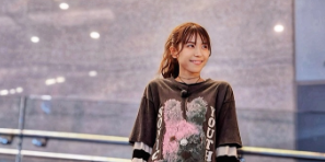 若槻千夏、年内最後の衣装を披露！「元気が出る服」とファンも絶賛