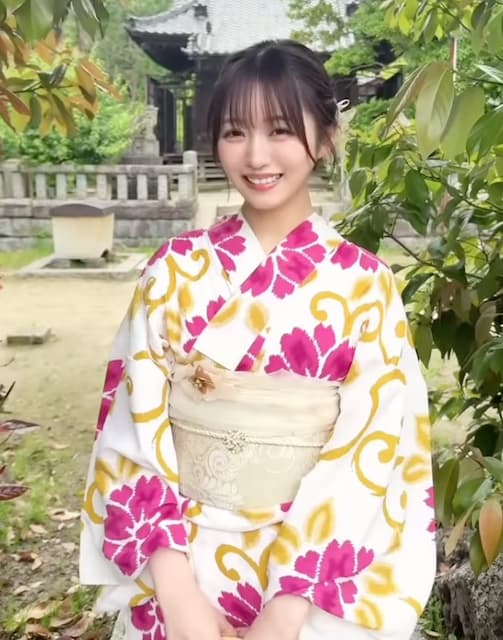 「一緒に夏、探しに行く？」大学生タレント・沖玲萌の動画にファンからコメント続々